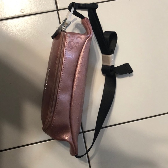 Guess belt bag fanny pack - Picture 3 of 3